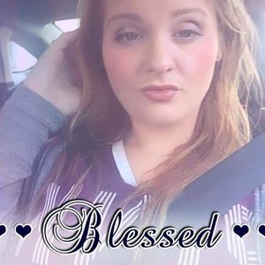 Meet your Posher, Candace